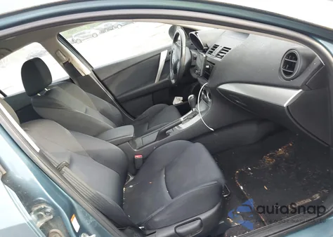 2010 Mazda Mazda3 S Sport z USA, uszkodzony, nr VIN JM1BL1S62A1158620